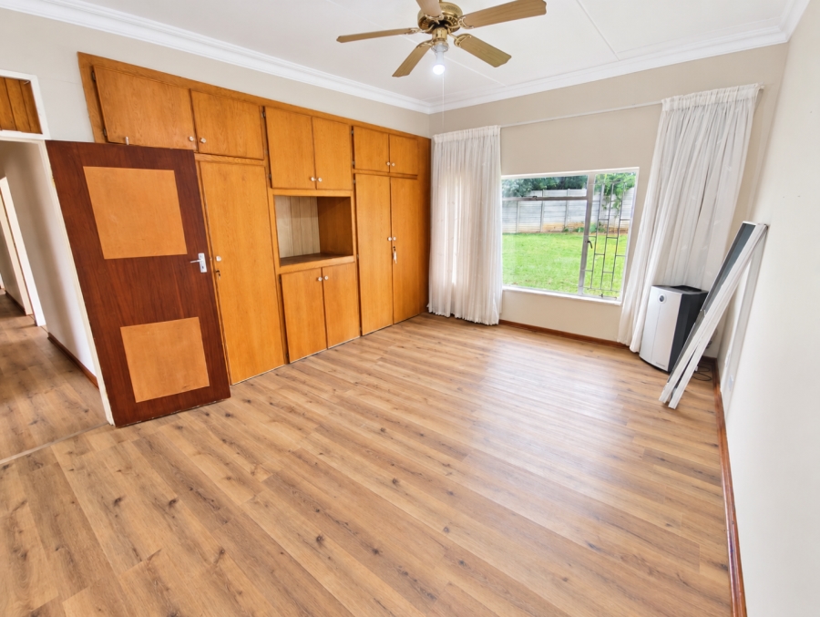 5 Bedroom Property for Sale in Meyerhof Free State